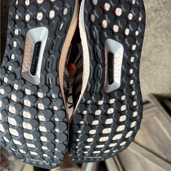Adidas UltraBoost X excellent stability running shoe - Picture 6 of 7